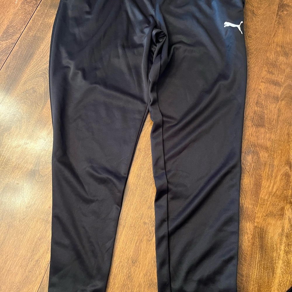 Puma swearpants